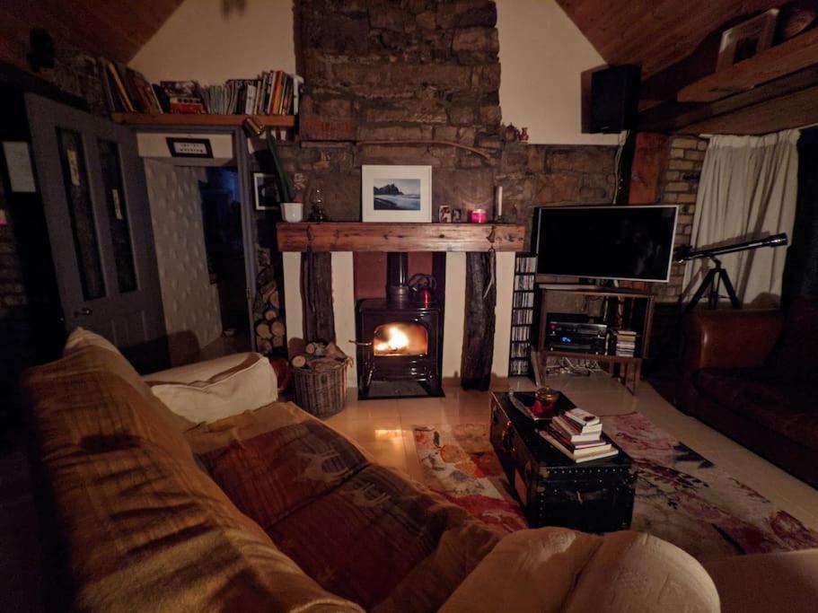 Secluded Private Cottage Hot-Tub, Sauna & Fire-Pit Carrick on Shannon Exteriör bild